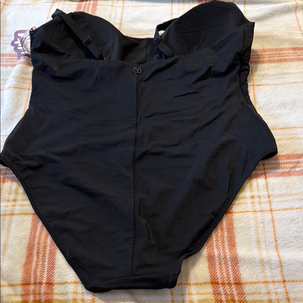 YITTY Elegant Black One-Piece Swimsuit - Picture 3 of 5